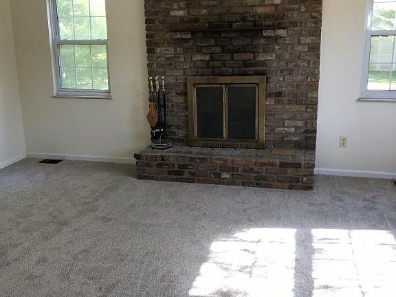4th image of 1236 Brooke Ave