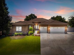 6914 Canaletto Ave, Bakersfield, CA 93306