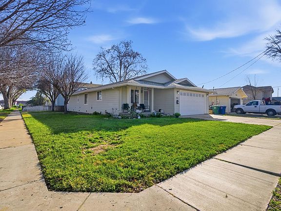 3rd image of 712 5th Ave