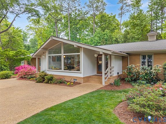 5th image of 10301 Ashcrest Pl