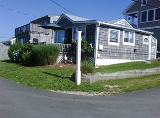 7 Tellier Rd, Narragansett, RI 02882