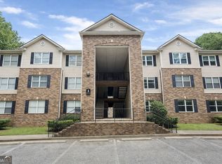 3215 Fairington Dr, Lithonia, GA