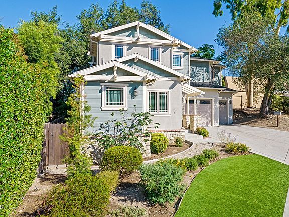 2nd image of 4025 La Crescenta Ave