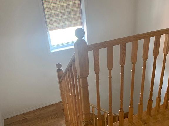 3rd image of 39 Sussexvale Dr