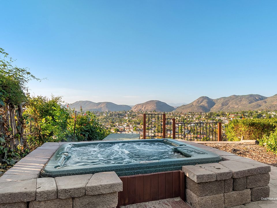 1st image of 6376 Camino Corto
