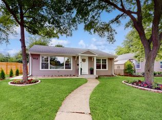 912 N Arlington Heights Rd, Arlington Heights, IL 60004