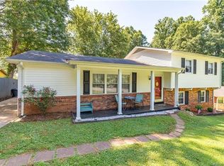 101 Kela Ct, Morganton, NC 28655