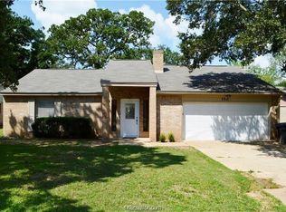 2812 Celinda Cir, College Station, TX 77845