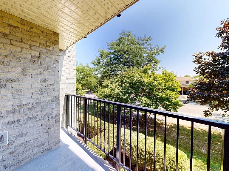 729 Deveron Cres #208 — Photo 29