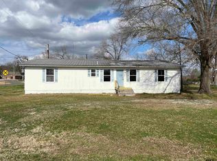 301 T & P Ave #T, Big Sandy, TX 75755