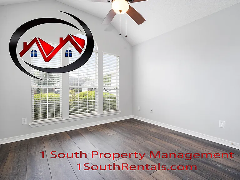 8894 Spring Grv S — Photo 13