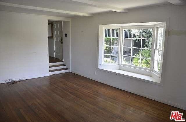 2nd image of 1368 Holmby Ave