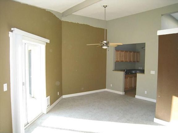 3rd image of 15821 NE Leary Way APT 219