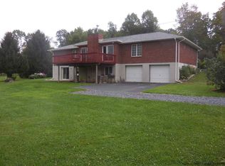 73 Peach Rd, Milton, NY 12547