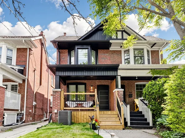 111 Glenmore Rd, Toronto, ON M4L 3M2