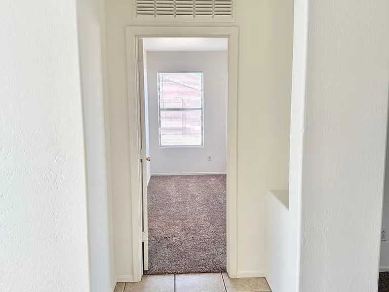 2106 W Alta Vista Rd — Photo 17