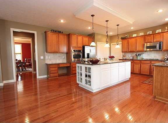 4th image of 13601 Church View Ct