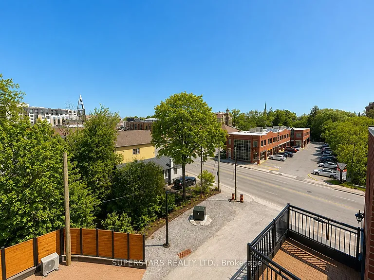 15100 Yonge St #207 — Photo 16