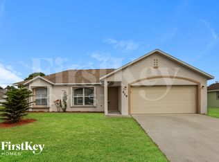 419 SW Exmore Ave, Port Saint Lucie, FL 34983