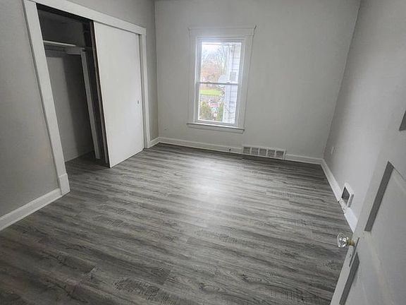 5th image of 1346 E 82nd St #2