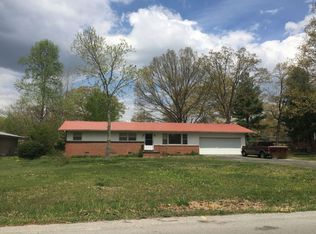 1003 Royal Trl, Manchester, TN 37355
