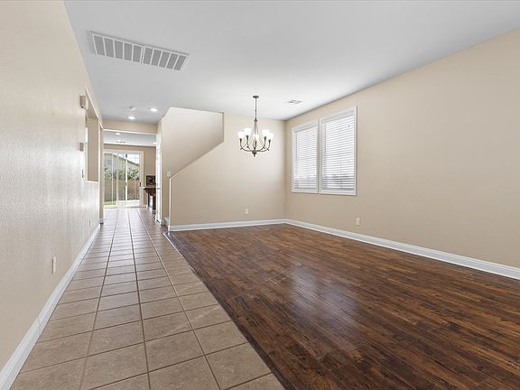 2nd image of 11852 Galvani St