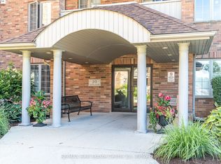 20 Station Sq #303, Centre Wellington, ON N0B1S0