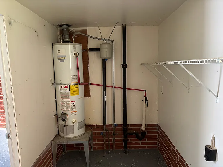 235 Pioneer Trl — Photo 14