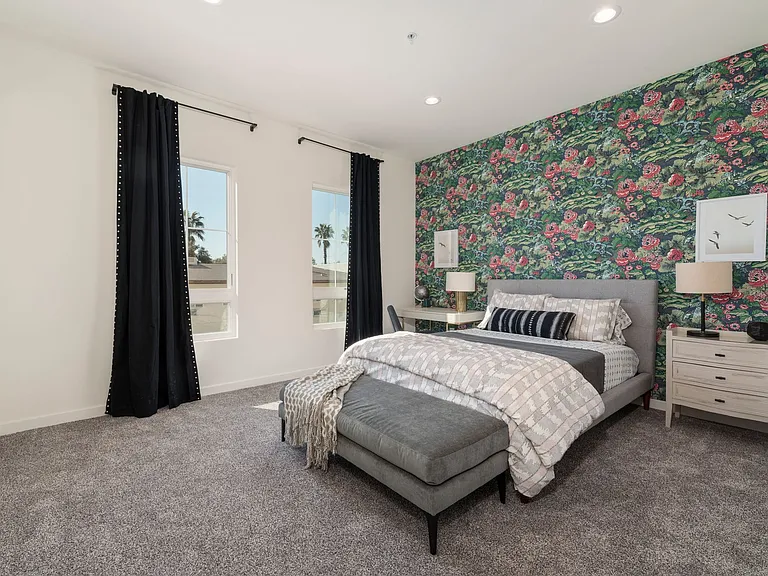 Mission View Residences — Photo 11