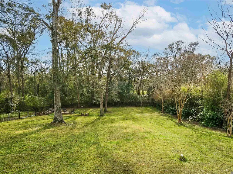 6414 Highland Rd — Photo 37