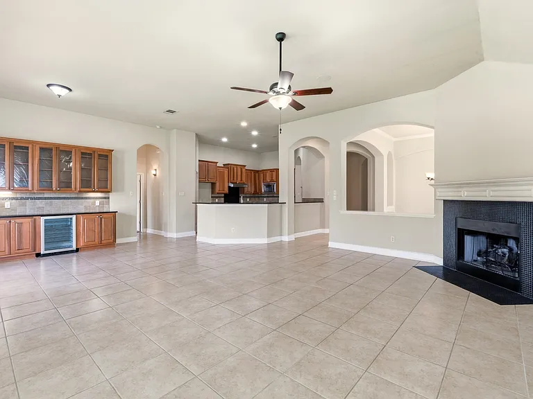1301 David Cv — Photo 1