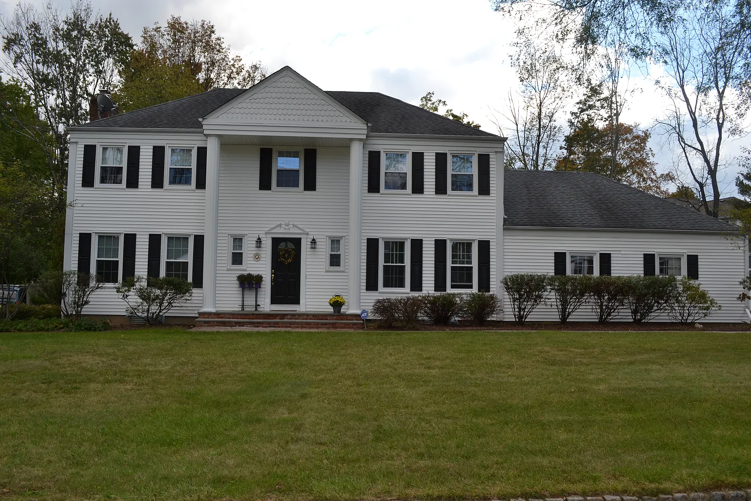7 Juniper Way photo 1