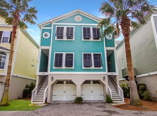 103 2nd St W, Charleston, SC 29412