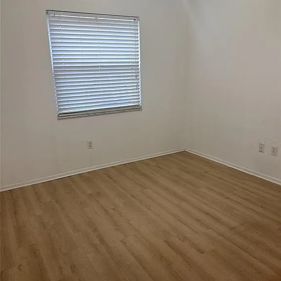 247 Grove St — Photo 5