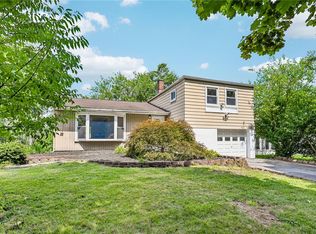2428 Nottingham Rd, Bethlehem, PA 18017