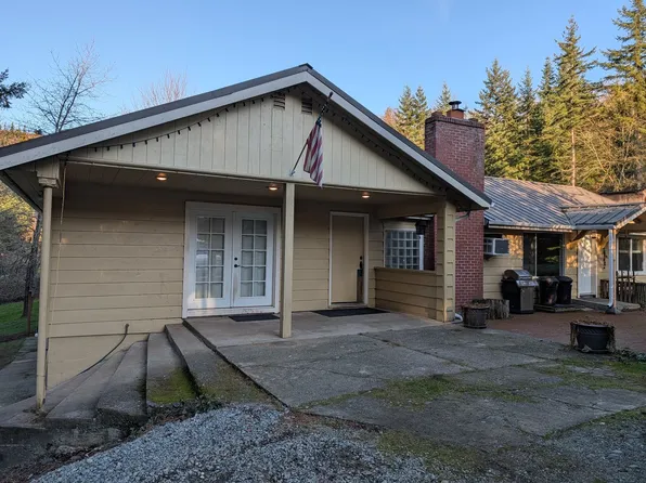 12633 E Lake Dr, Sedro Woolley, WA 98284