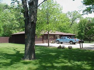 28888 W Laurel Ln, Island Lake, IL 60042