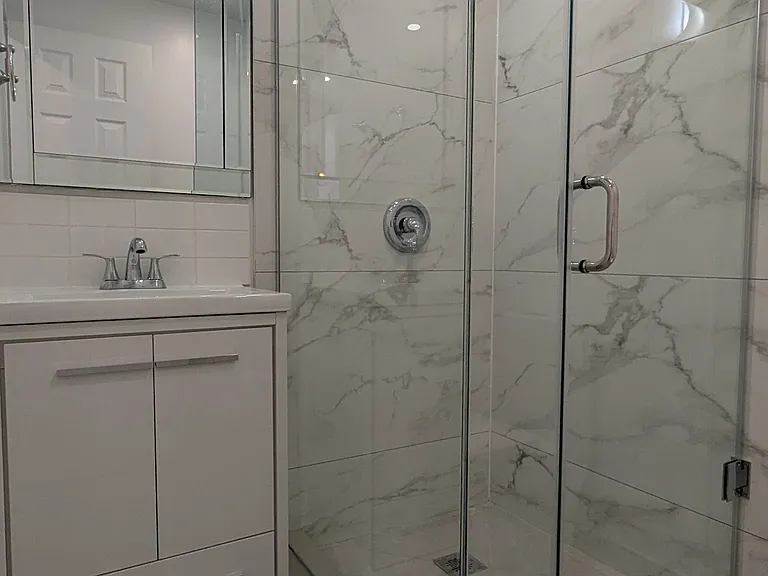 1150 Woodbine Ave #3 — Photo 7