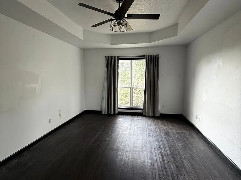 360 Tall Oaks Dr — Photo 49