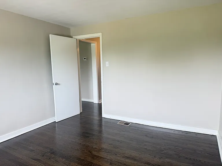 1117 Kosciusko Blvd #2 — Photo 7