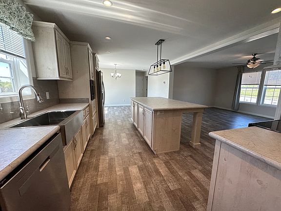3rd image of 4 Millwood Dr #2