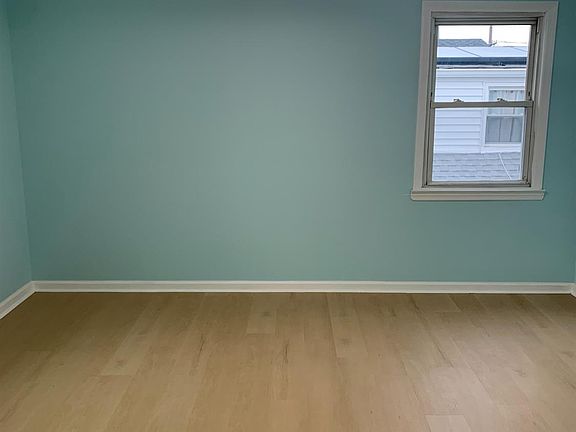2nd image of 47 Holly St #2