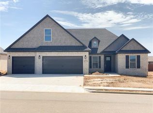 877 Via Firenze Ave, Springdale, AR 72762