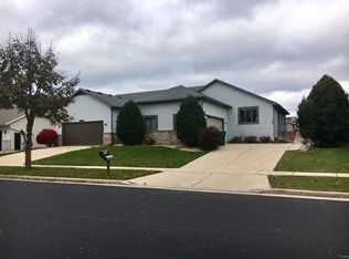 222 Llanos St, Verona, WI 53593
