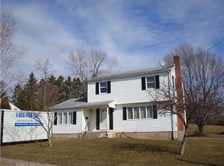 106 Azalea Dr, Middletown, CT 06457