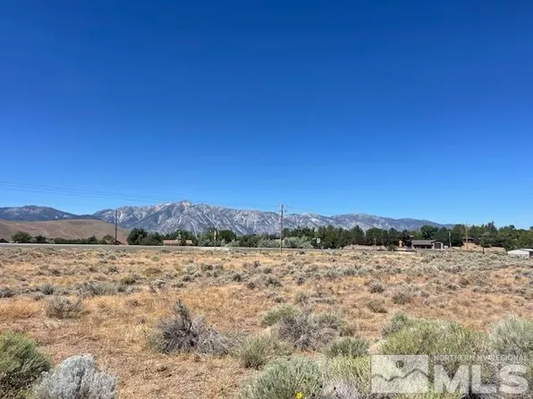 1842 Chestnut Ct, Gardnerville, NV 89410