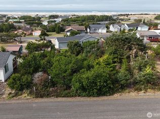 31307 J Pl, Ocean Park, WA