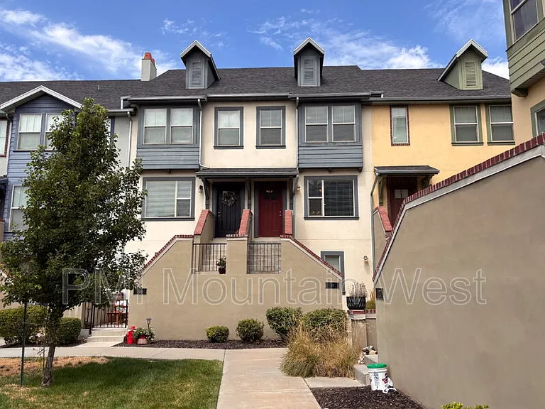 420 N Main St #29 — Photo 1