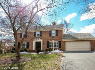 10016 Carmelita Dr, Potomac, MD 20854