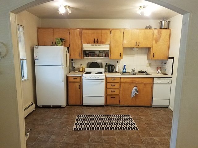 1st image of 1250-1260 Elder Ave #11